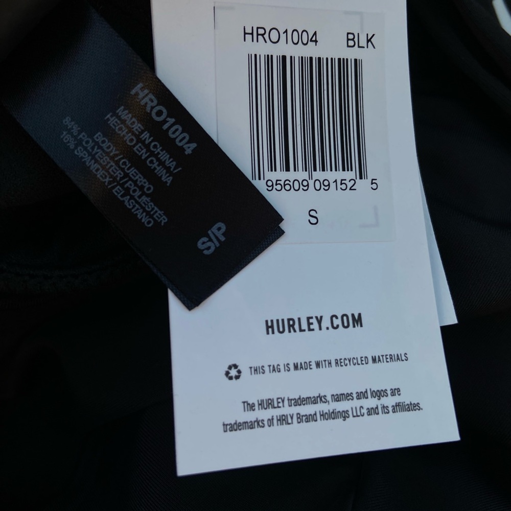 Hurley quick dry long sleeve rash guard surf suit NWT small - Picture 12 of 12
